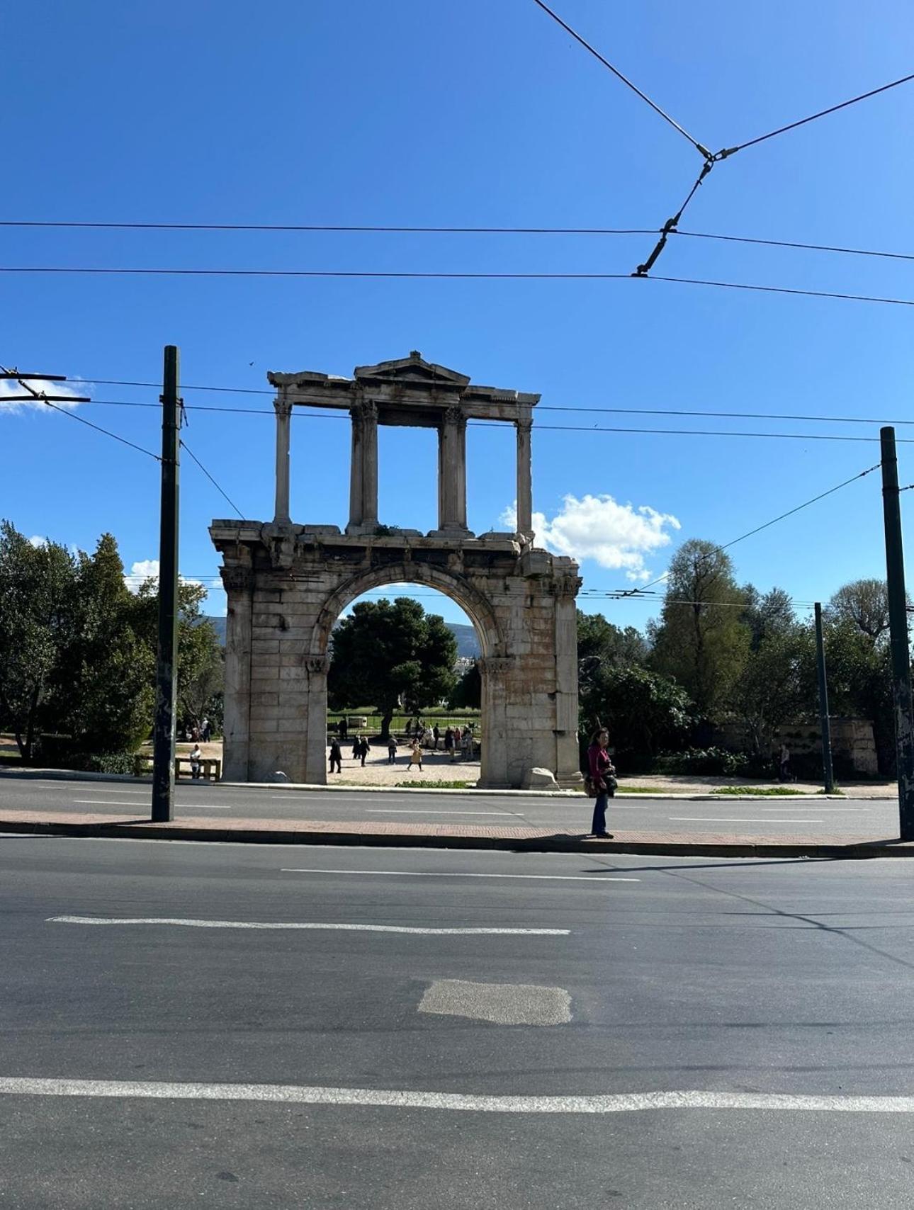 Central House In Plaka Атина Екстериор снимка