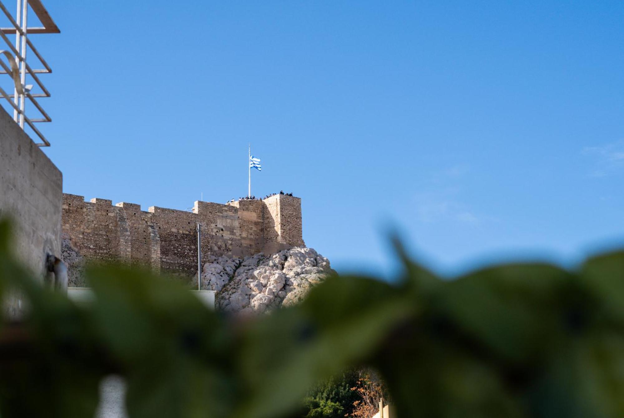 Central House In Plaka Атина Екстериор снимка